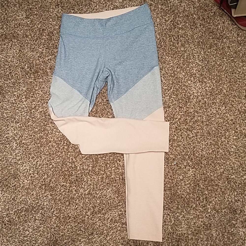 Outdoor voices lake/dove/quartz 7/8 leggings